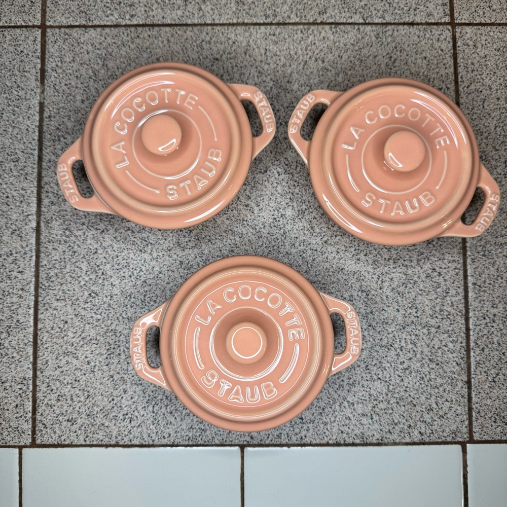 Staub mini cocotte set of 3 peach/pink color ceramic baking dishes new